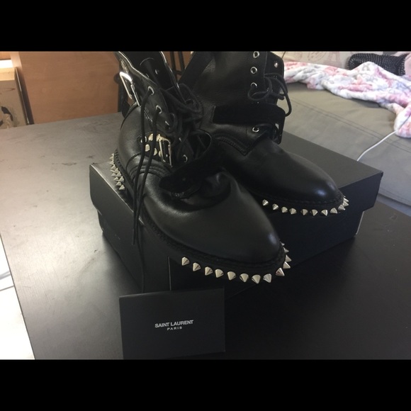 Saint Laurent leather boots! BRAND NEW WITH BOX - Picture 8 of 9